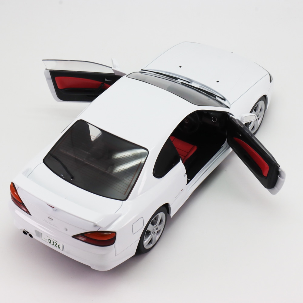 ソリド 1/18 ニッサン 日産 NISSAN シルビア S15 スペックR