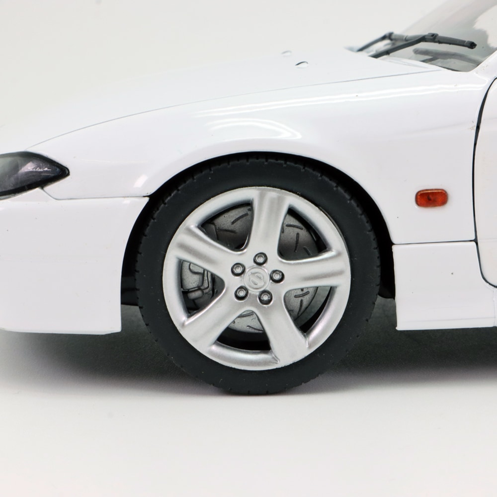 ソリド 1/18 ニッサン 日産 NISSAN シルビア S15 スペックR