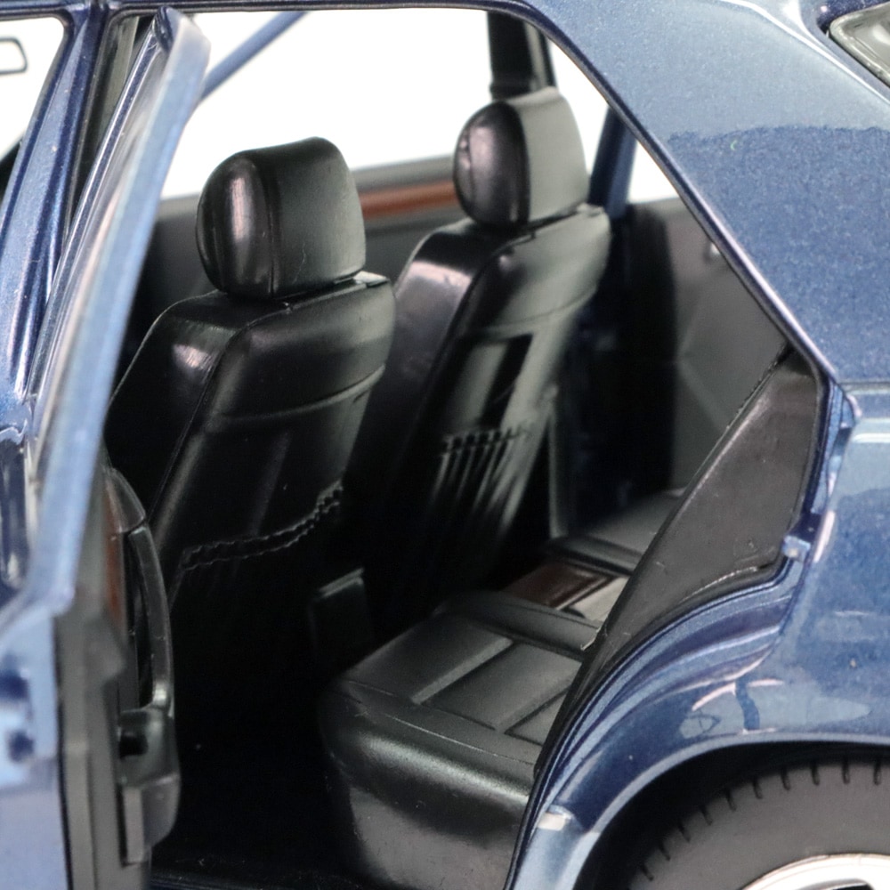 ノレブ 1/18 メルセデス ベンツ 500 E W124 1990年 ブルーメタリック