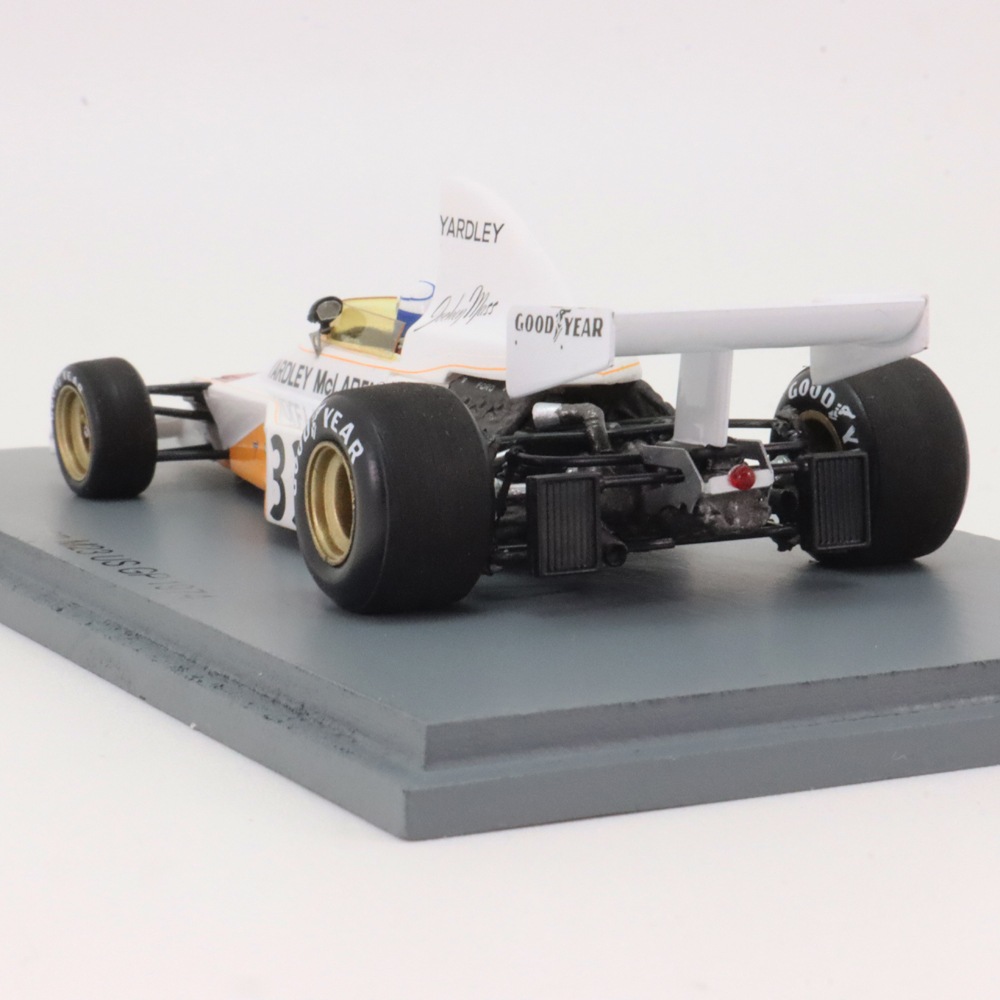 カスタム製 マクラーレン・フォードＭ２３（１９７４）　１/２０　レジン＋メタル スパーク 1/43 ヤードレー チーム マクラーレン M23 1974年 アメリカGP
