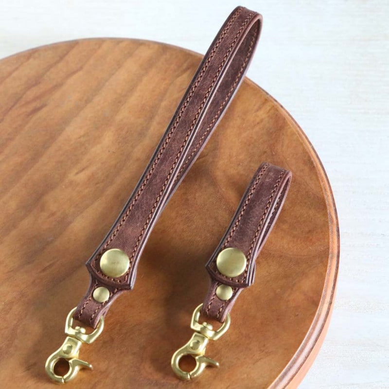 サイズの選べるレザーストラップ レッドブラウン | Key holder