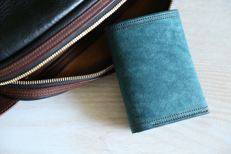 最新モデル ハーフウォレット Kururi（クルリ） Wallet,Half | ペトロリオ 小物