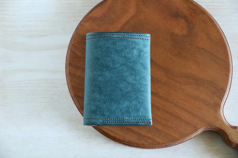 ハーフウォレット Kururi（クルリ） ペトロリオ | Wallet,Half