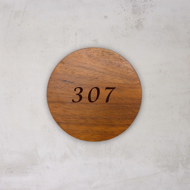 NUMBER PLATE / TEAK WOOD / round / Φ10cm