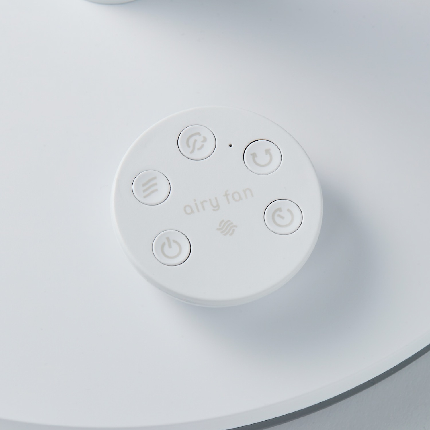 airy fan Basic モデル CF-B271SR-WH（ホワイト）