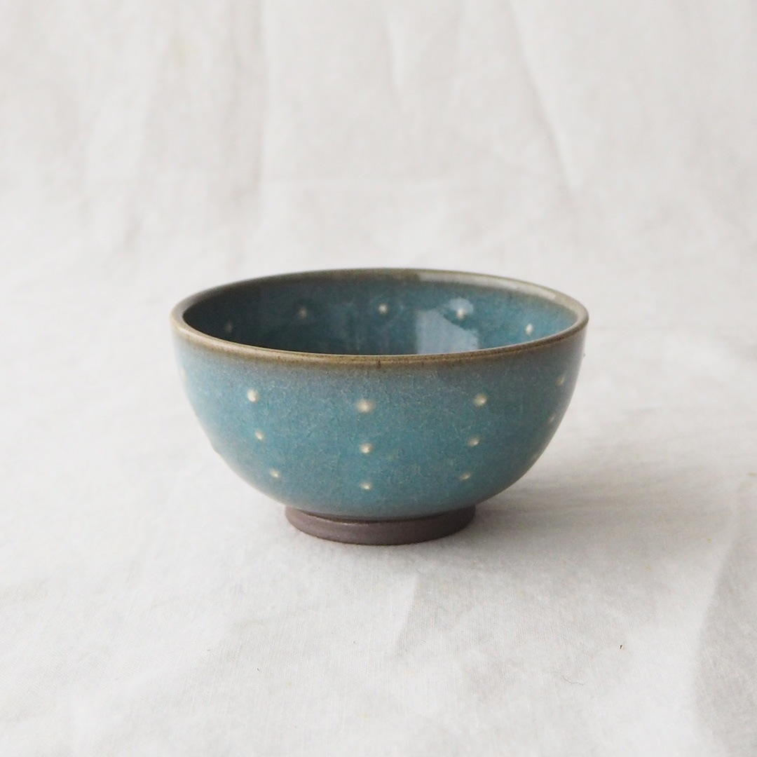 青磁水玉/飯碗/小 | 研窯 | 糸島くらし×ここのき 公式通販サイト