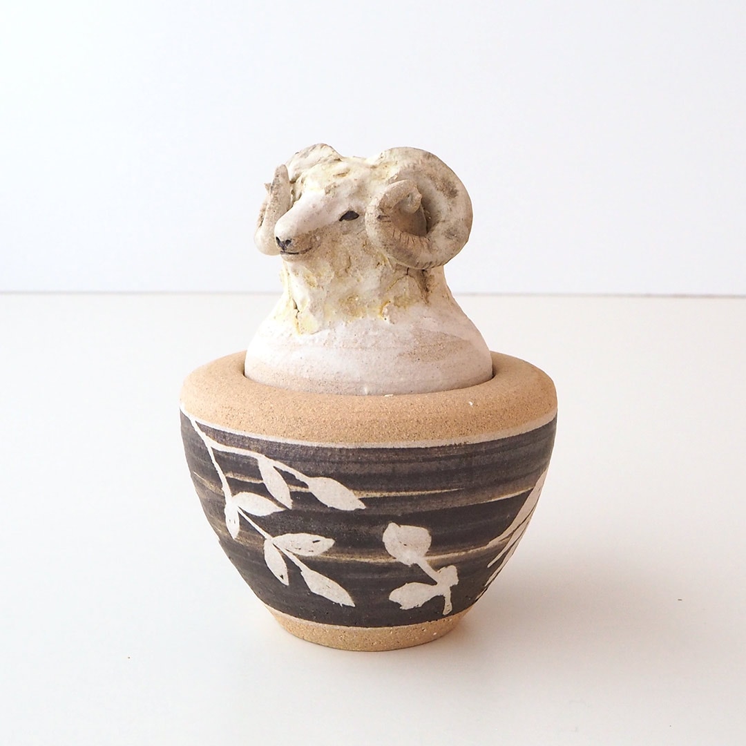acne pottery studio虎 蓋もの小物入れ