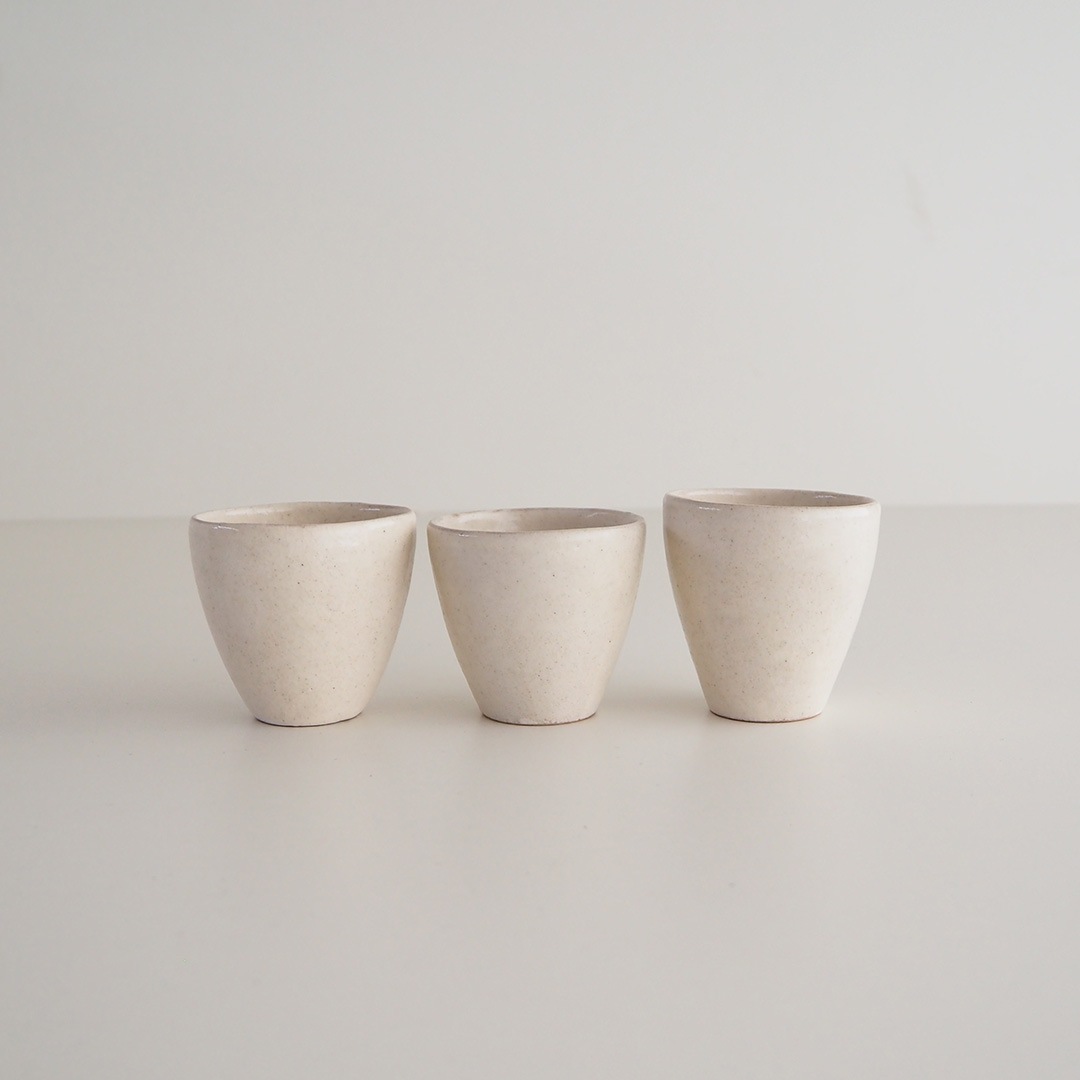 美品 唐津焼『粉引 面取花入』在銘 昭和レトロ 美品 唐津焼『粉引 面取花入』在銘 昭和レトロ 美品 唐津焼『