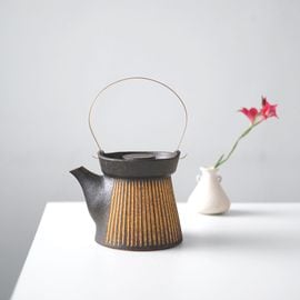 Ŵ��/��﫥ϥ�ɥ�ݥå�