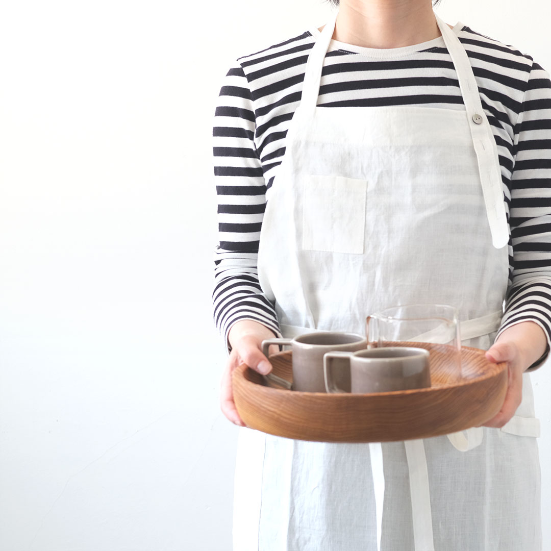 【新品】Tekla エプロン リネン 白 テクラ 新品】Tekla エプロン リネン 白 テクラ 正規販売店 テクラ TEKLA