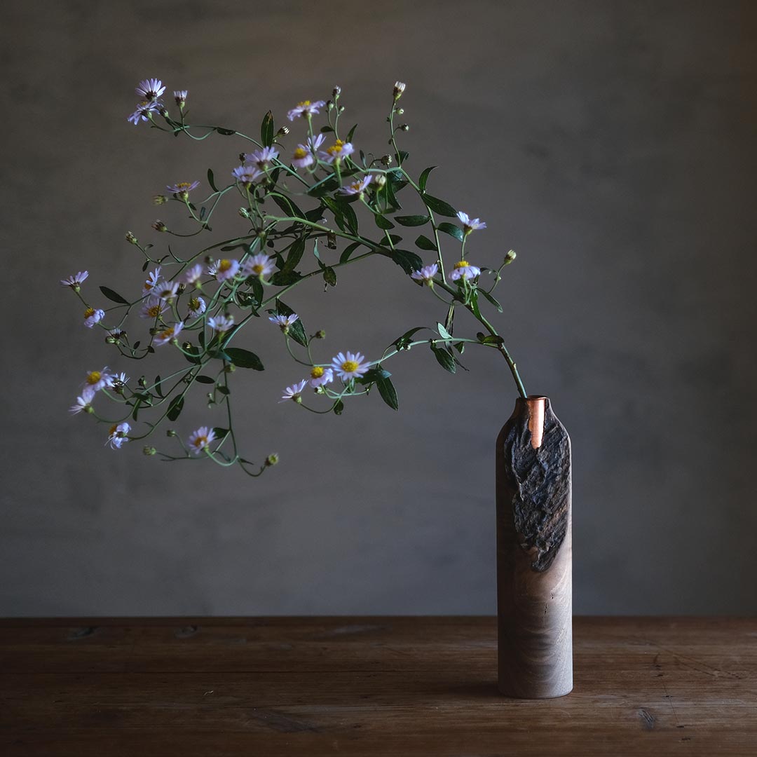 ウォルナットと銅の花入れ/一点もの | DOUBLE = DOUBLE FURNITURE