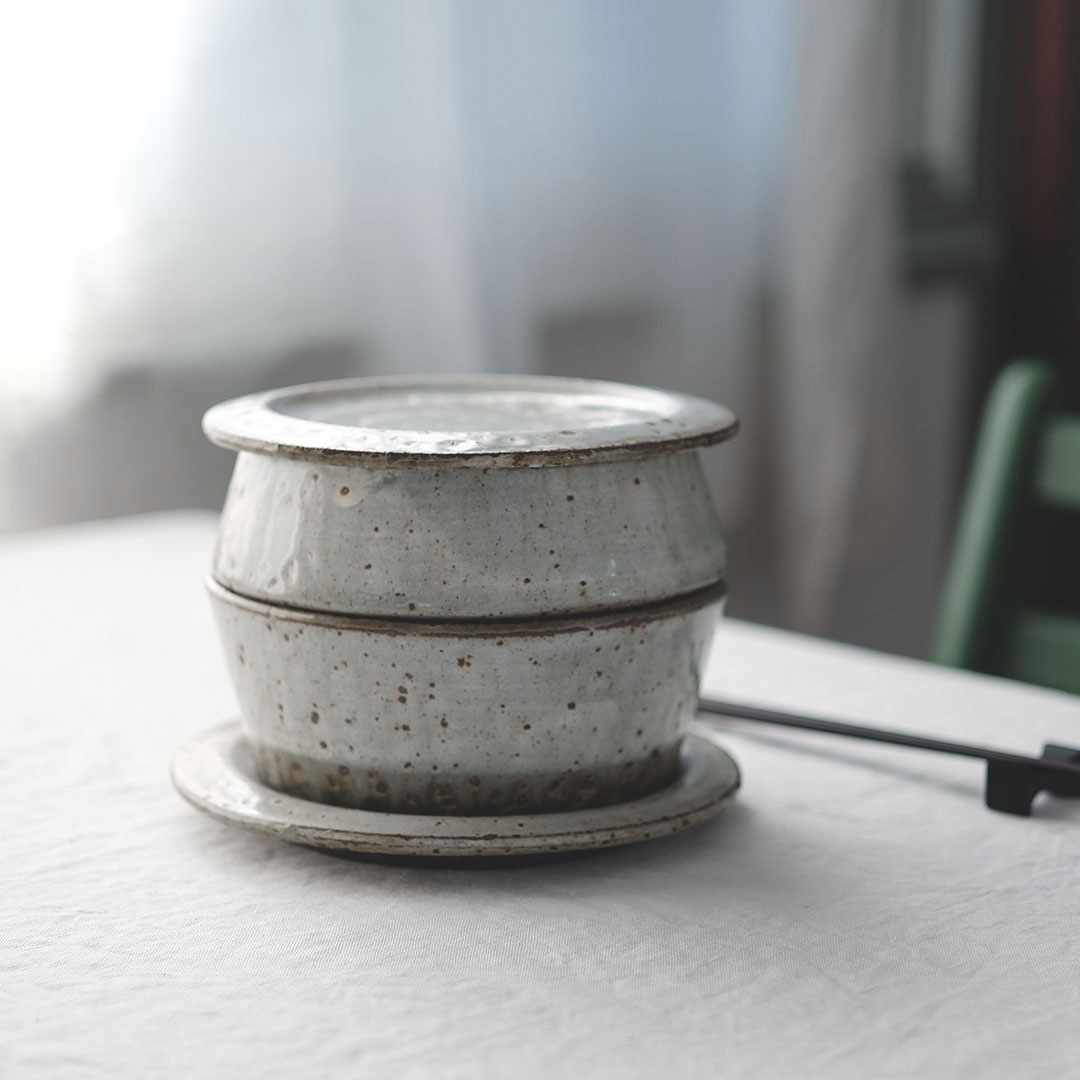鉄粉引/二段重 | 醇窯(じゅんよう) | 糸島くらし×ここのき 公式通販サイト