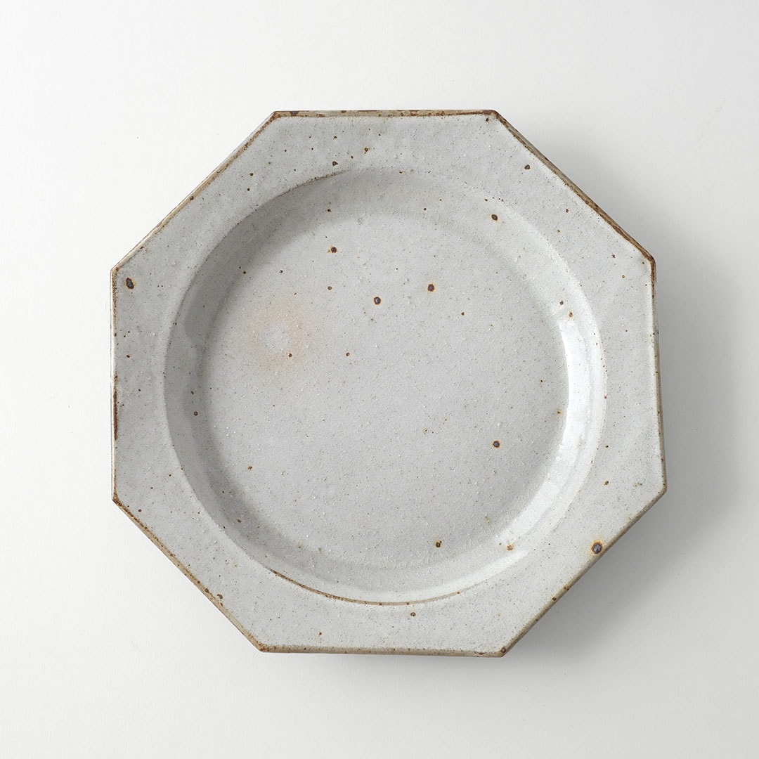 鉄粉引/八角皿/L | 醇窯(じゅんよう) | 糸島くらし×ここのき 公式通販