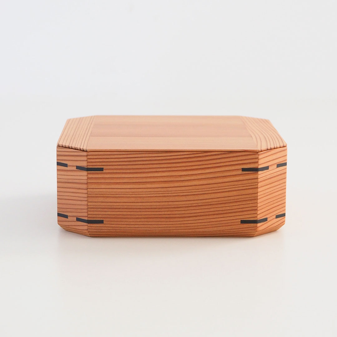 杉隅切弁当箱/L(大) | DOUBLE = DOUBLE FURNITURE | 糸島くらし