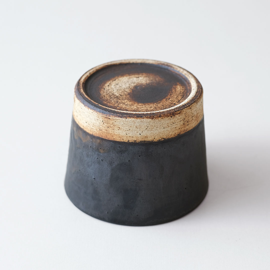 中国　そば釉小壺　送料込み250901 中国 そば釉小壺 送料込み250901 - メルカリ