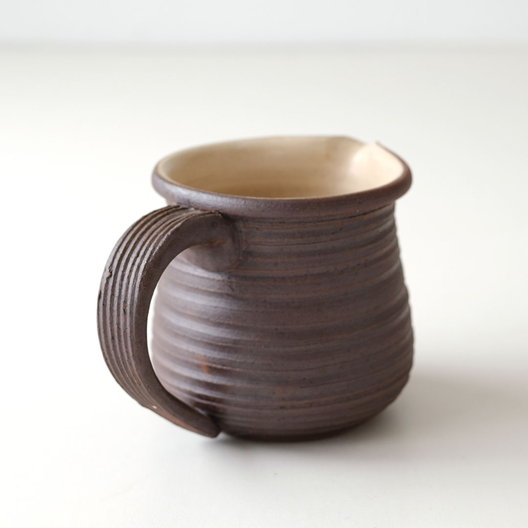 耐熱ミルクジャグ/焦げ茶 | 窯元ろくろ | 糸島くらし×ここのき 公式