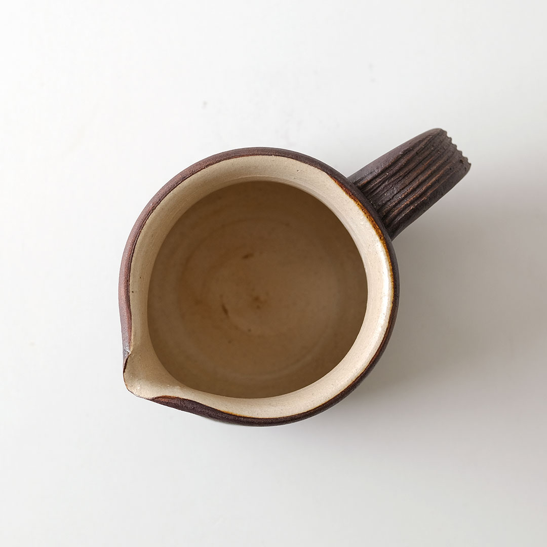 耐熱ミルクジャグ/焦げ茶 | 窯元ろくろ | 糸島くらし×ここのき 公式