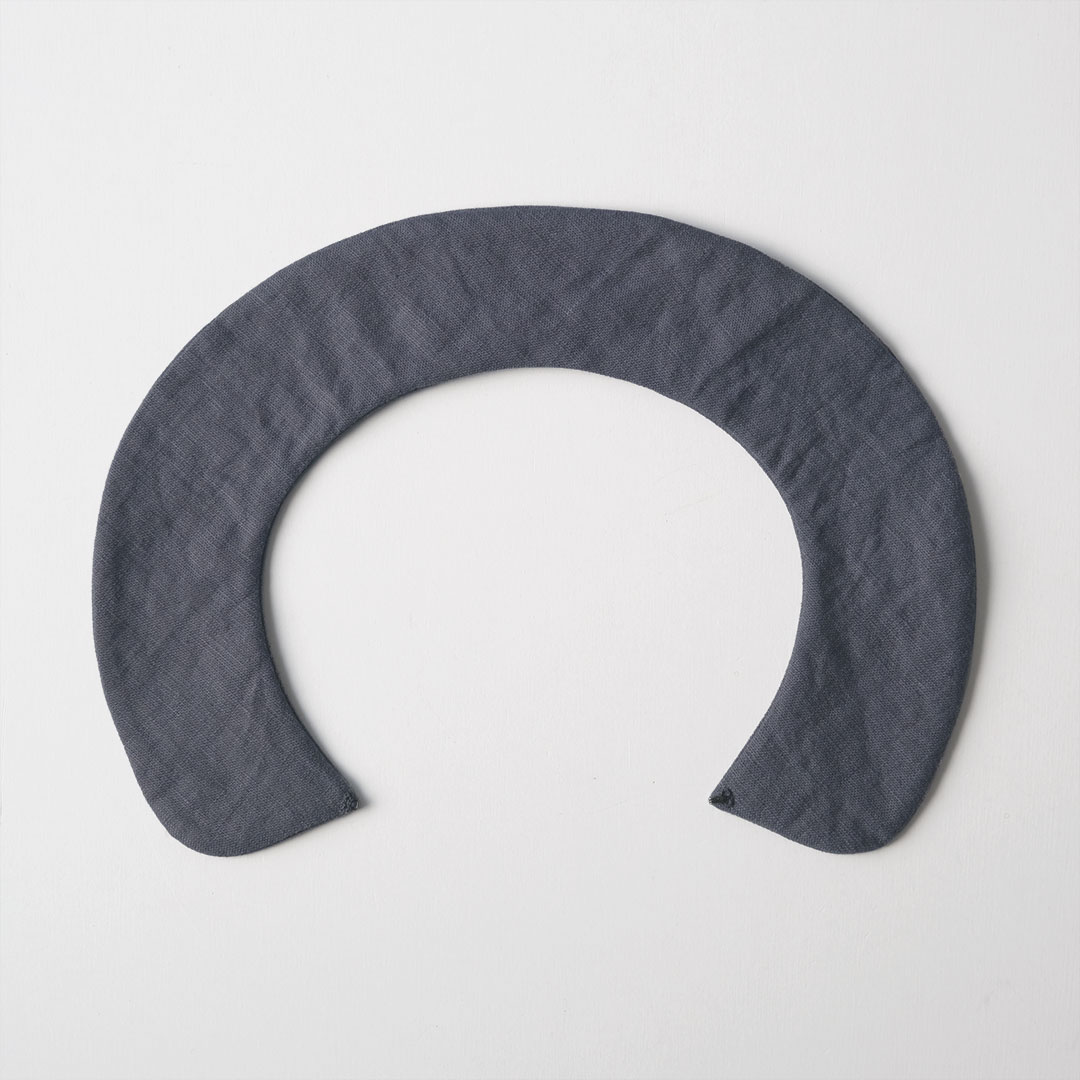 刺繍の付け襟/gray/一点もの | BUCOLICA | 糸島くらし×ここのき