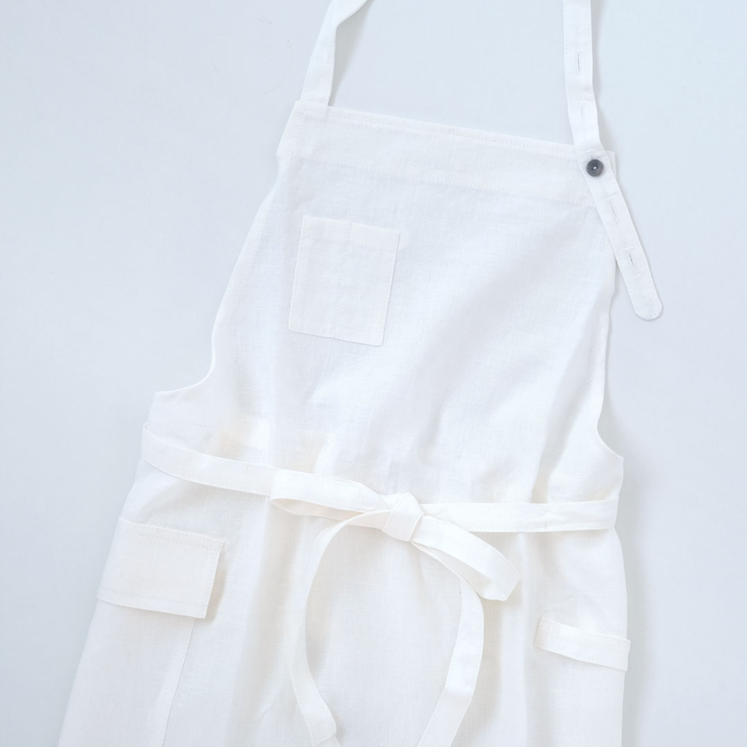 Merci 100%リネン エプロン ホワイト Merci 100%リネン エプロン ホワイト