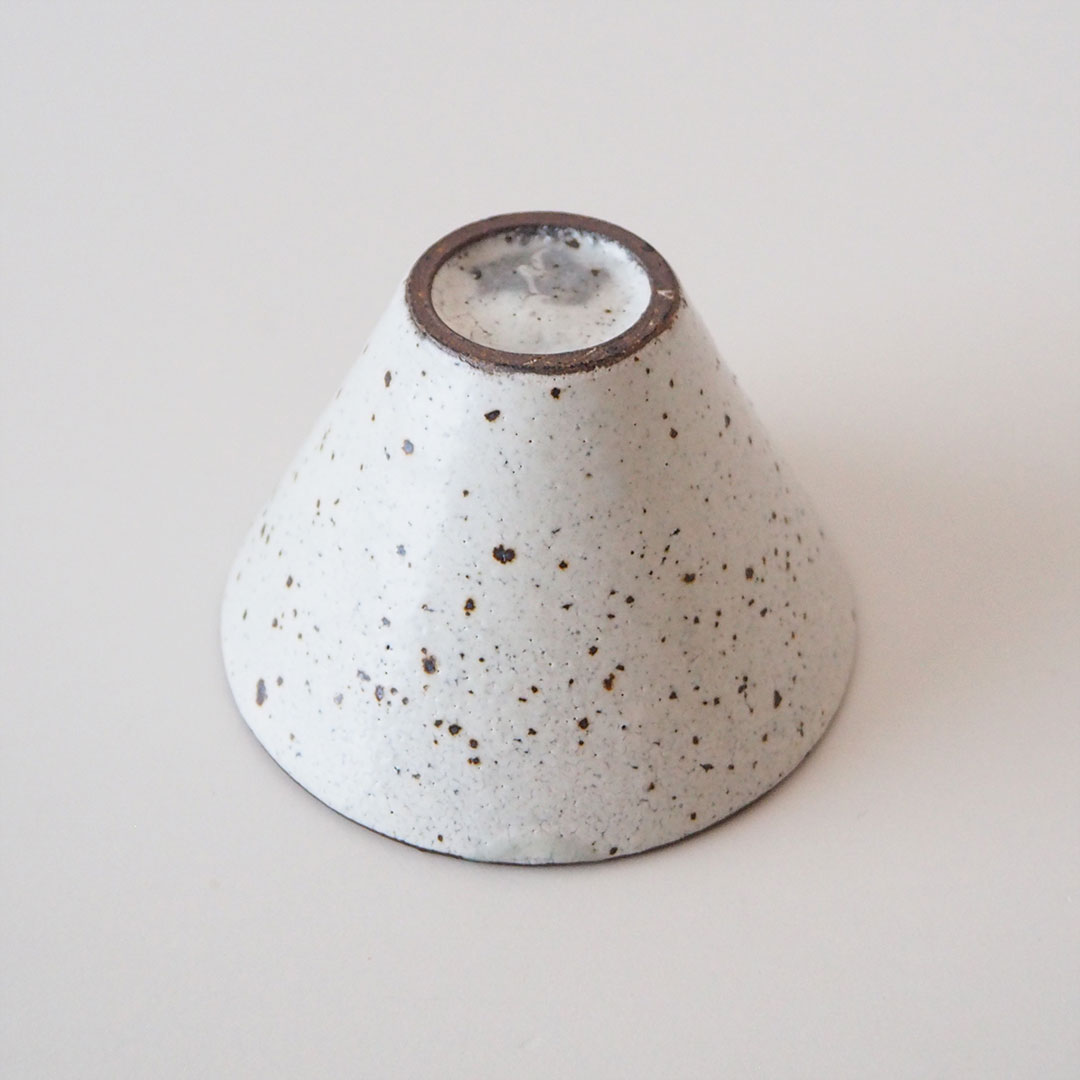 皮くじら/三角カップ | 唐津焼 雅樂窯 ( うたがま ) | 糸島