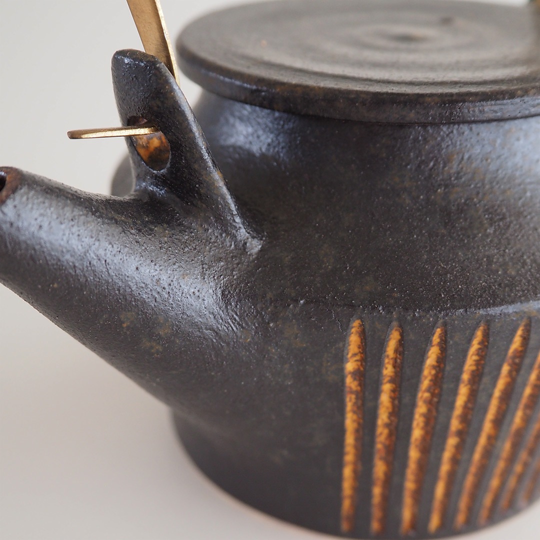 Ŵ��/��﫥ϥ�ɥ�ݥå�/M