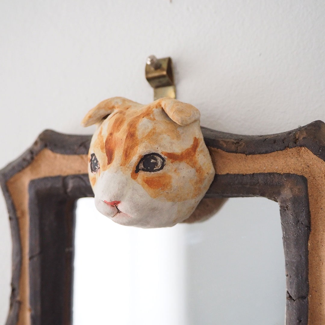 ねこの壁掛け鏡 | acne.pottery.studio | 糸島くらし×ここのき 公式