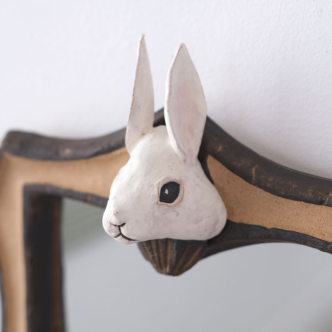 うさぎの壁掛け鏡 | acne.pottery.studio | 糸島くらし×ここのき 公式