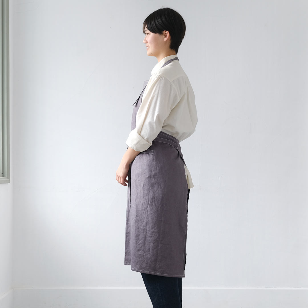 刺繍入りワークエプロン/リネン/グレー（薄手） | BUCOLICA | 糸島