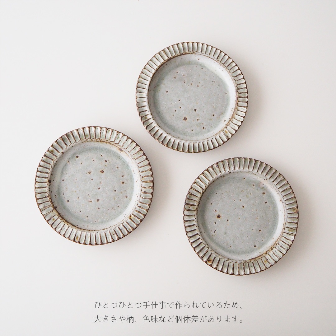 リム丸皿/13.5cm/ツヤなしグレー | 醇窯(じゅんよう) | 糸島