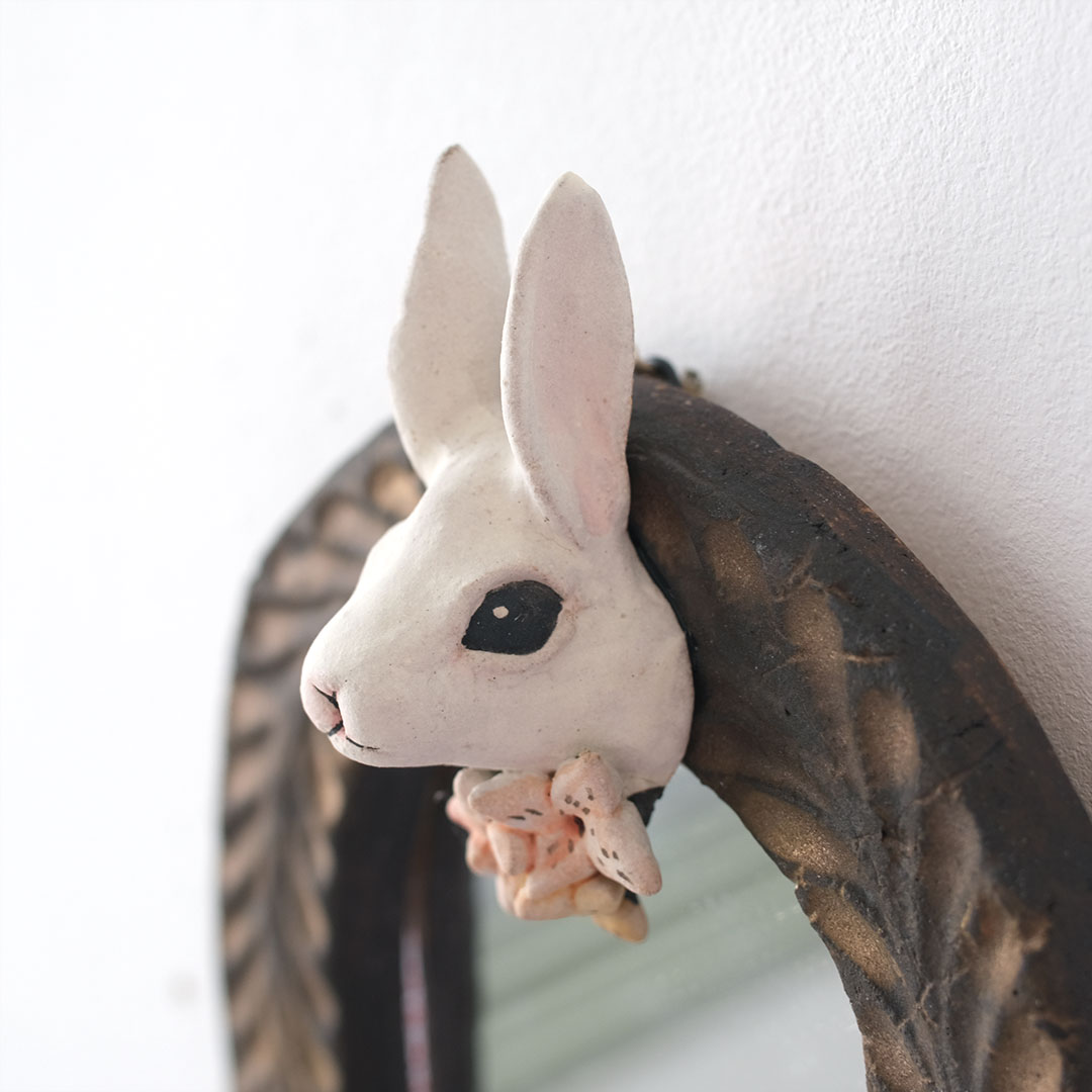 acne pottery studioうさぎのフック壁掛けアクネポタリースタジオ うさぎの壁掛け鏡 | acne.pottery.studio | 糸島くらし×ここのき