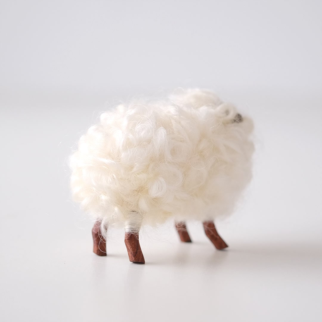 羊の置物/白/小 | コリデール | 糸島くらし×ここのき 公式通販サイト