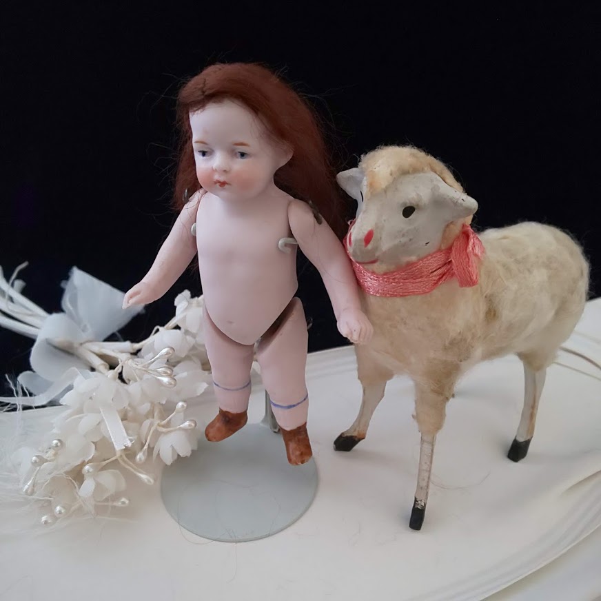 アンティーク】ドイツ製オールビスクドールミニョネット(描き目) アンティーク】ドイツ製オールビスクドールミニョネット(描き目)