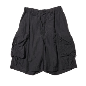 YOKE(衼) LIGHT NYLON TASLAN MULTI POCKETS UTILITY BLOUSON SHORTS