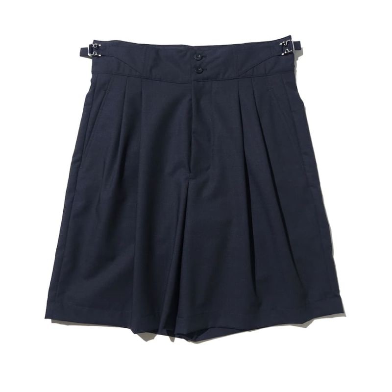 IRENISA(˥) TWO TUCKS WIDE SHORTS