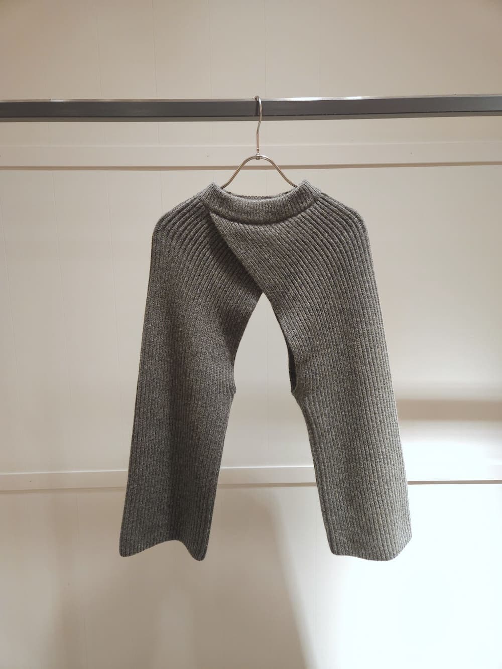 HYKE(ハイク) RIBBED-KNIT WOOL CROPPED BOLERO