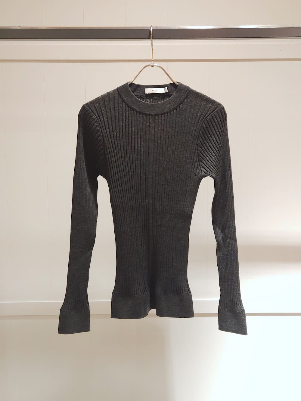 HYKE(ハイク) WIDE RIBBED SWEATER