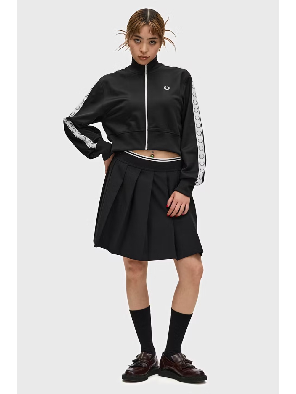 FRED PERRY(フレッドペリー) Cropped Taped Track Jacket