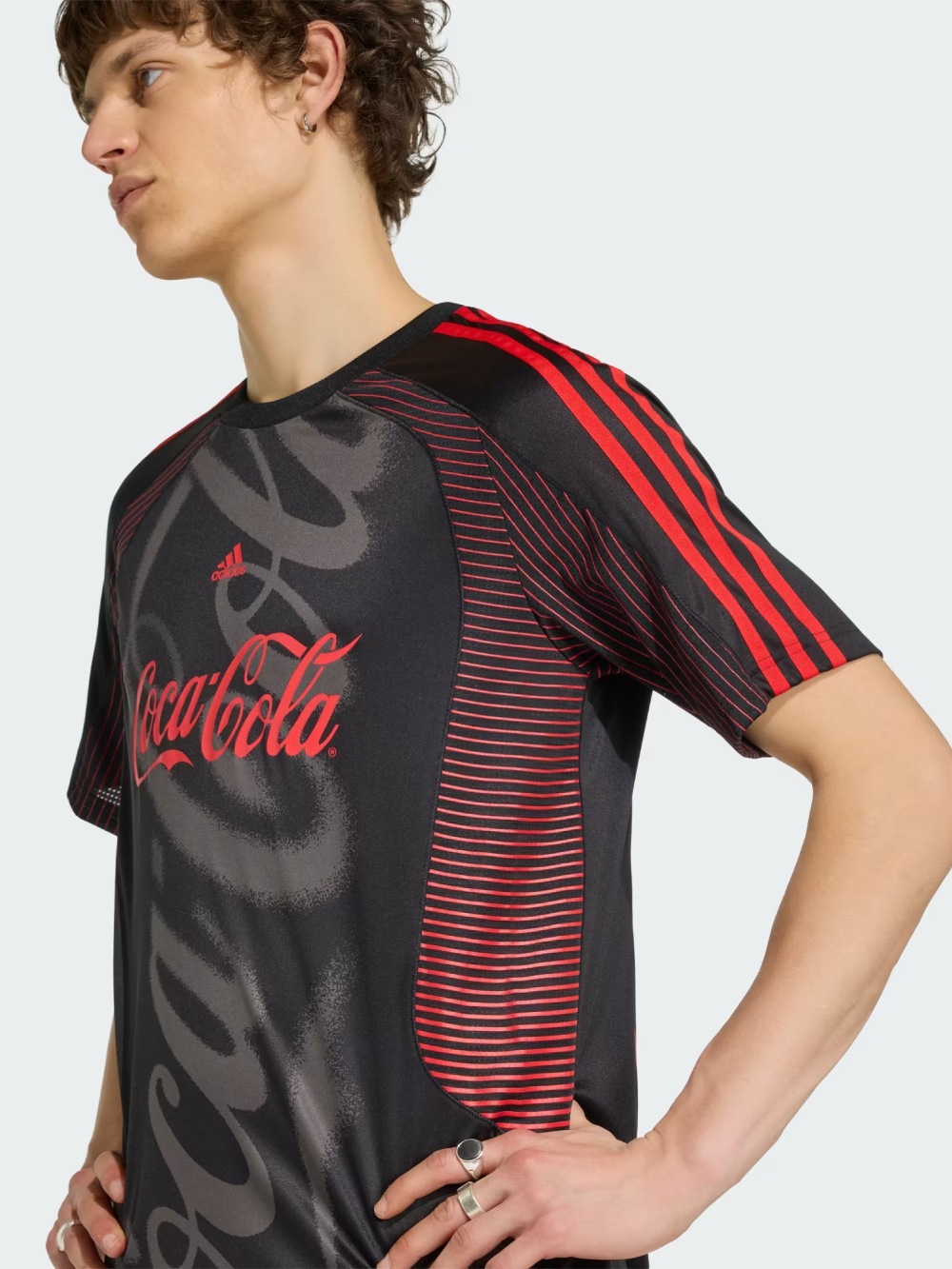 adidas Originals(アディダスオリジナルス) TEAMGEIST 26 JERSEY COCA COLA