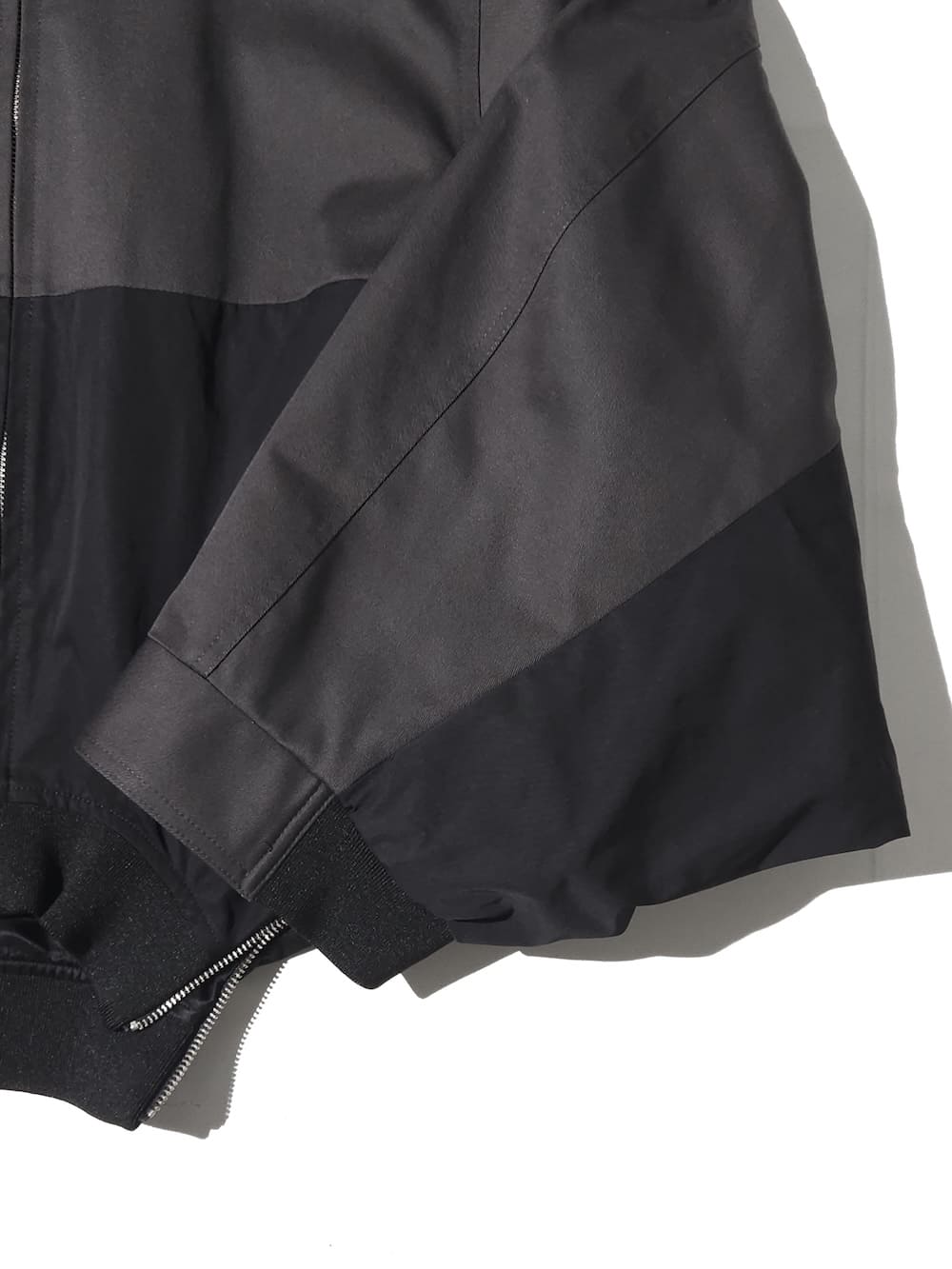 MM6 Maison Margiela(エムエムシックスメゾンマルジェラ) ミラード ツートーン ジップジャケット