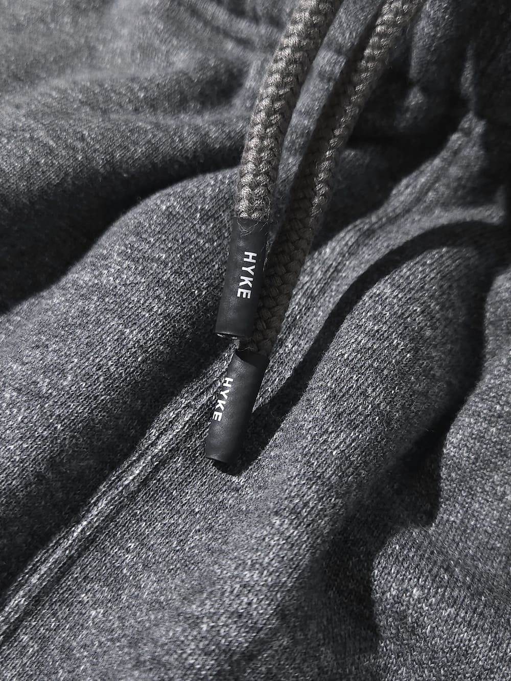 HYKE(ハイク) SWEAT PANTS
