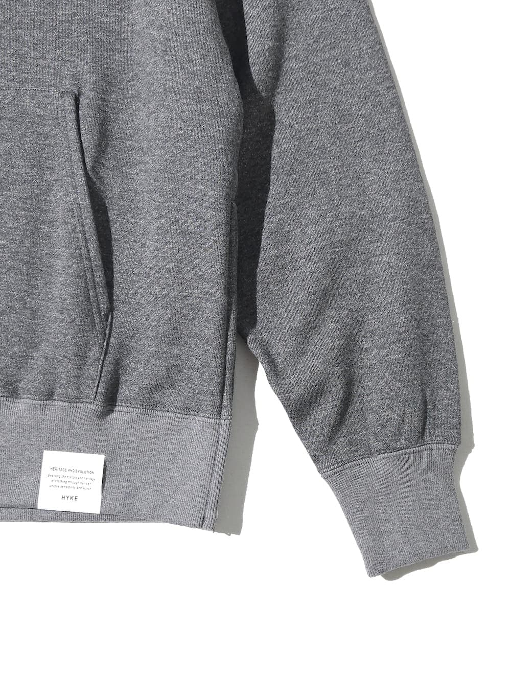 【美品】HYKE ハイク　デザインプルオーバー　薄手　スエット風　1サイズ 美品】HYKE ハイク デザインプルオーバー 薄手 スエット風 1サイズ