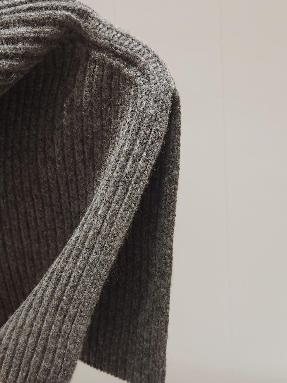 HYKE(ハイク) RIBBED NECK WARMER