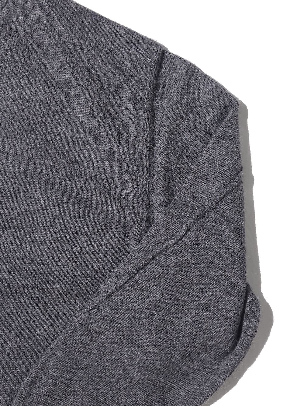 YOKE(ヨーク) Baby Alpaca V-neck Sweater