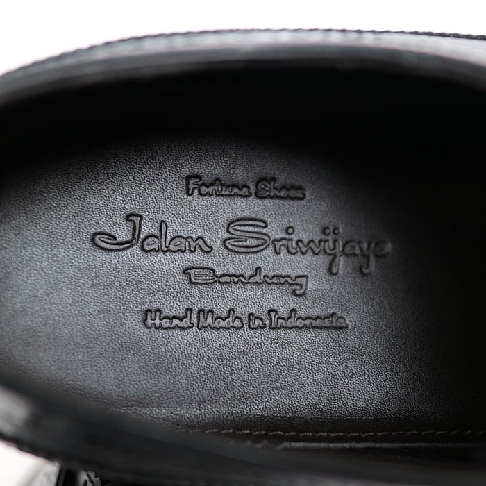 Jalan sriwijaya ジャランスリウァヤ 98652 ホワイト UK7 Jalan sriwijaya ジャランスリウァヤ 98652 ホワイト UK7