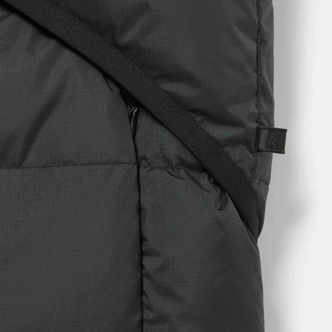 DAIWA PIER39(ダイワピア39) TECH ALPINE DOWN VEST