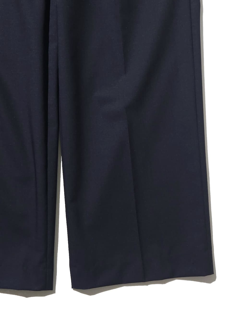 IRENISA(イレニサ) TWO TUCKS WIDE TROUSERS - COLDBECK ONLINE