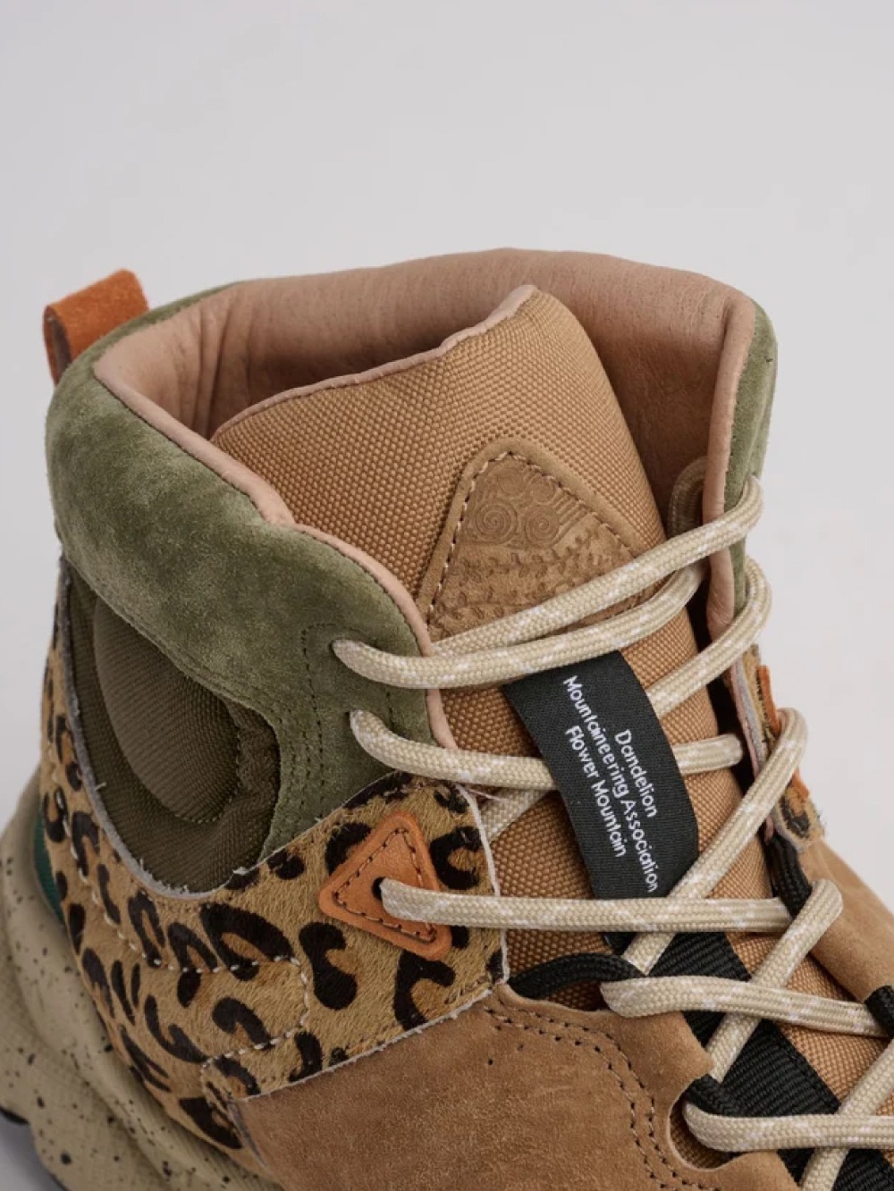 Flower MOUNTAIN(フラワーマウンテン) BACK COUNTRY Hi バックカントリー ハイカット