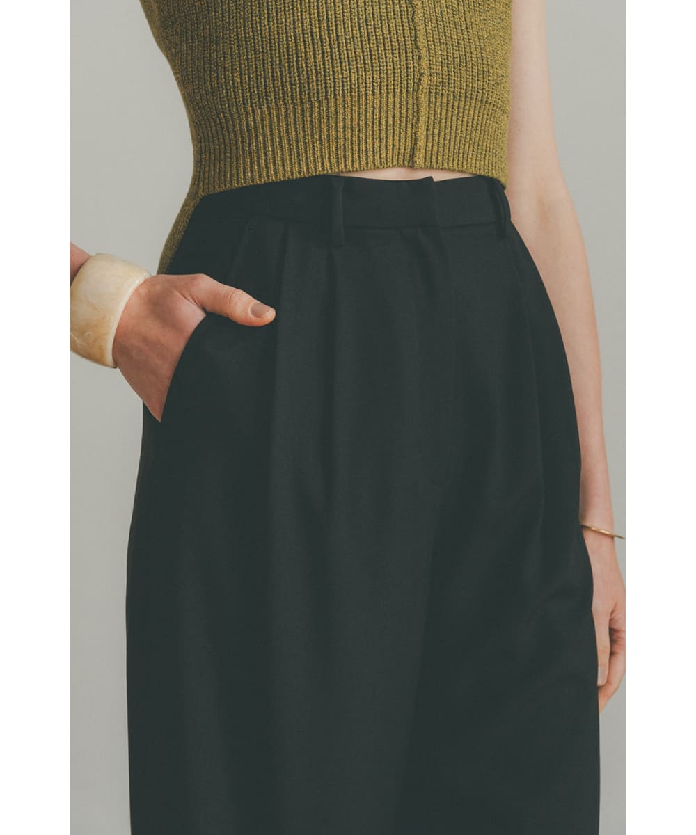 CLANE(クラネ) BASIC TUCK PANTS