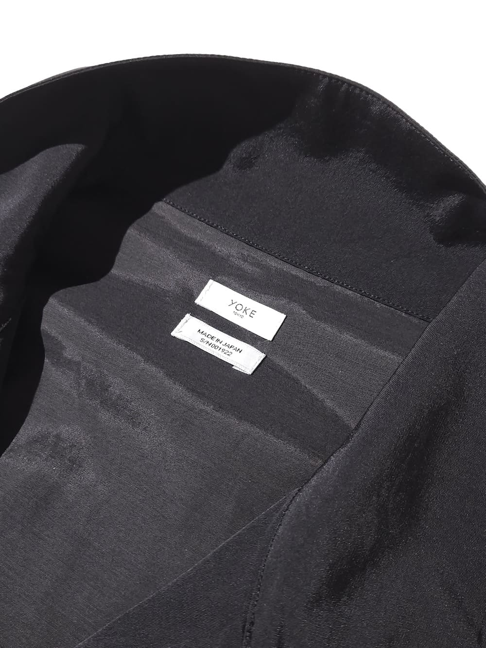 YOKE(ヨーク) Silk Nylon 3/4 Zip Pullover