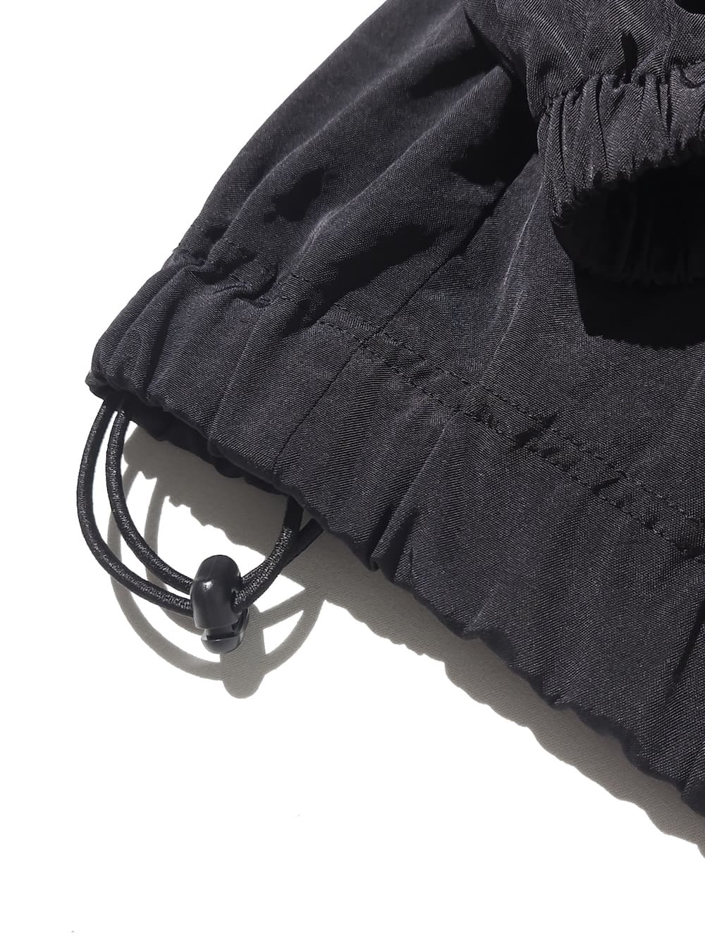 YOKE(ヨーク) Silk Nylon 3/4 Zip Pullover